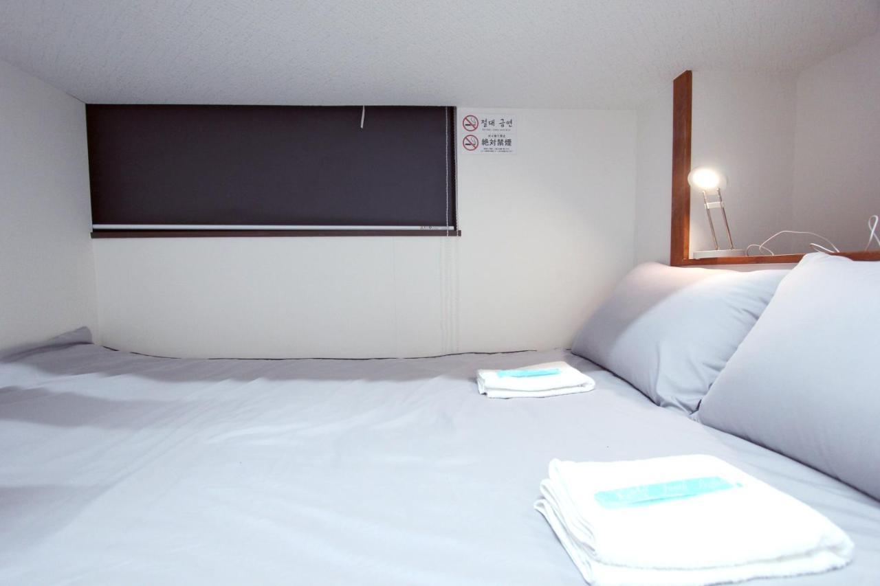 I Osaka House Hotell Exteriör bild